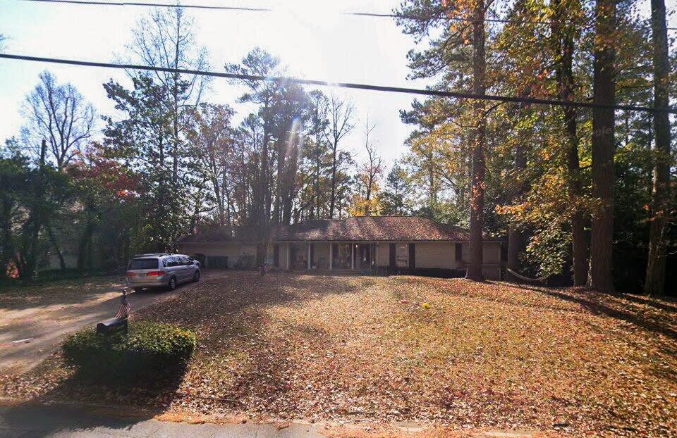 High Point residence under management